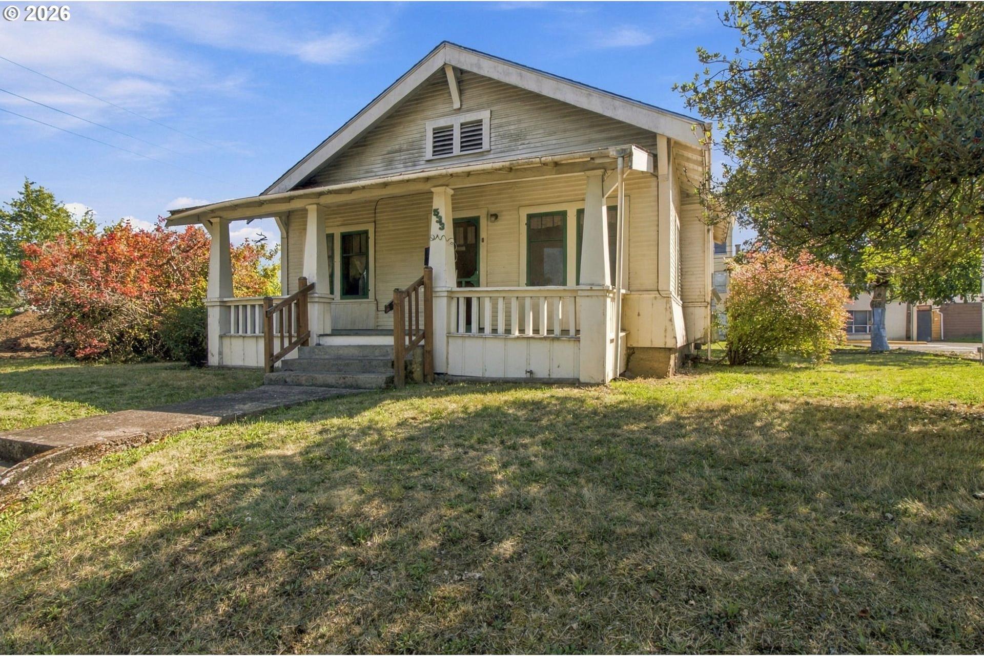 533 D Street Springfield, OR 97477 - Photo 2 of 13 Gallery Image 2