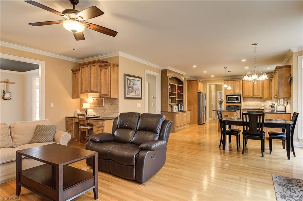6103 Bar Court Oak Ridge, NC 27310 - Photo 12 of 28