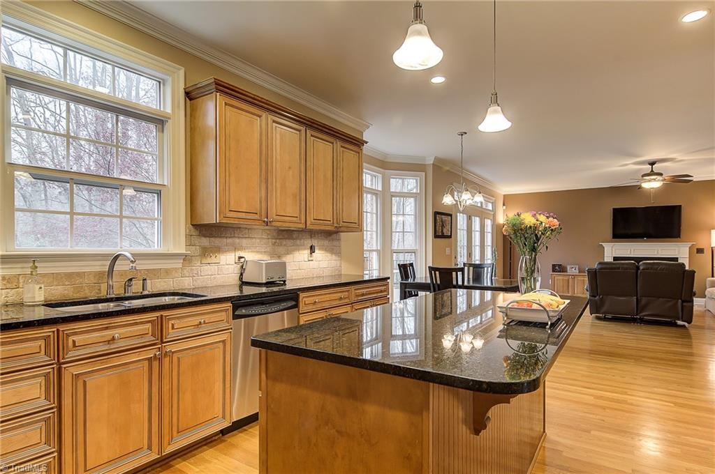 6103 Bar Court Oak Ridge, NC 27310 - Photo 3 of 28