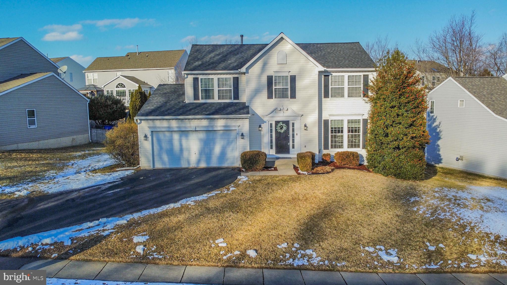 Welcome to 584 Henderson Rd!