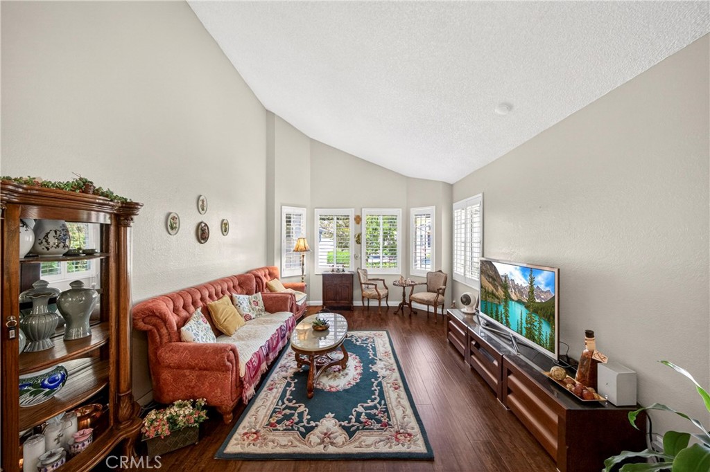 14 Rainbow Ridge Road Phillips Ranch, CA 91766 - Photo 15 of 39