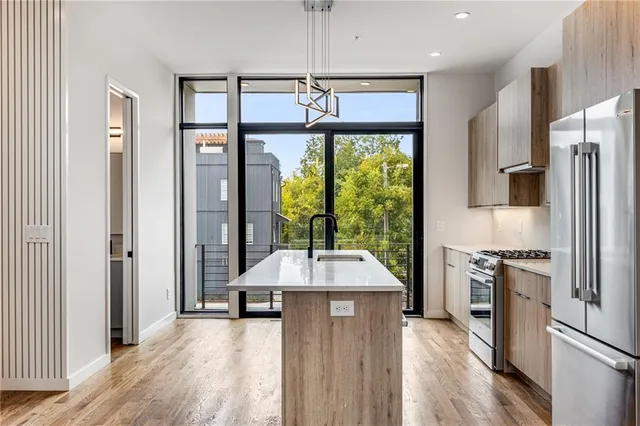 $615,000 | 105 Georgia Avenue Southeast, Unit 1, Atlanta, GA 30312