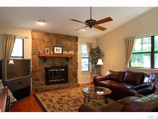 4609 Pebble Court Raleigh, NC 27613 - Photo 4 of 12