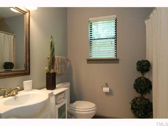 4609 Pebble Court Raleigh, NC 27613 - Photo 8 of 12