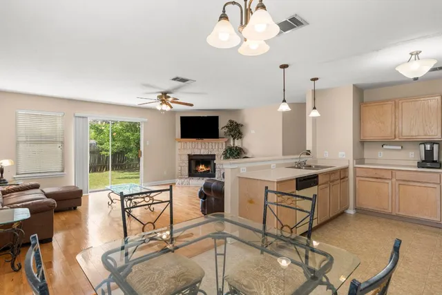 $325,000 | 141 Sydney's Way, Buda, TX 78610