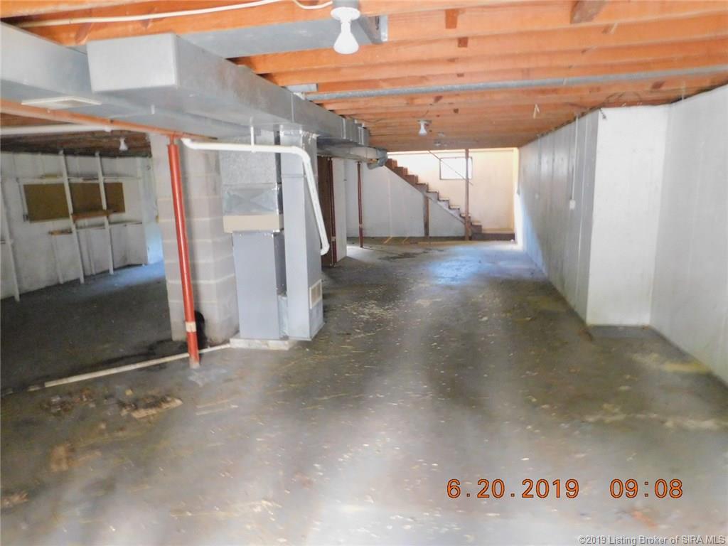9790 Crawford Road Elizabeth, IN 47117 - Photo 4 of 22