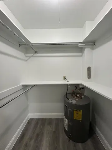 $1,899 | 1401 Northeast 57th Place, Unit 9, Fort Lauderdale, FL 33334