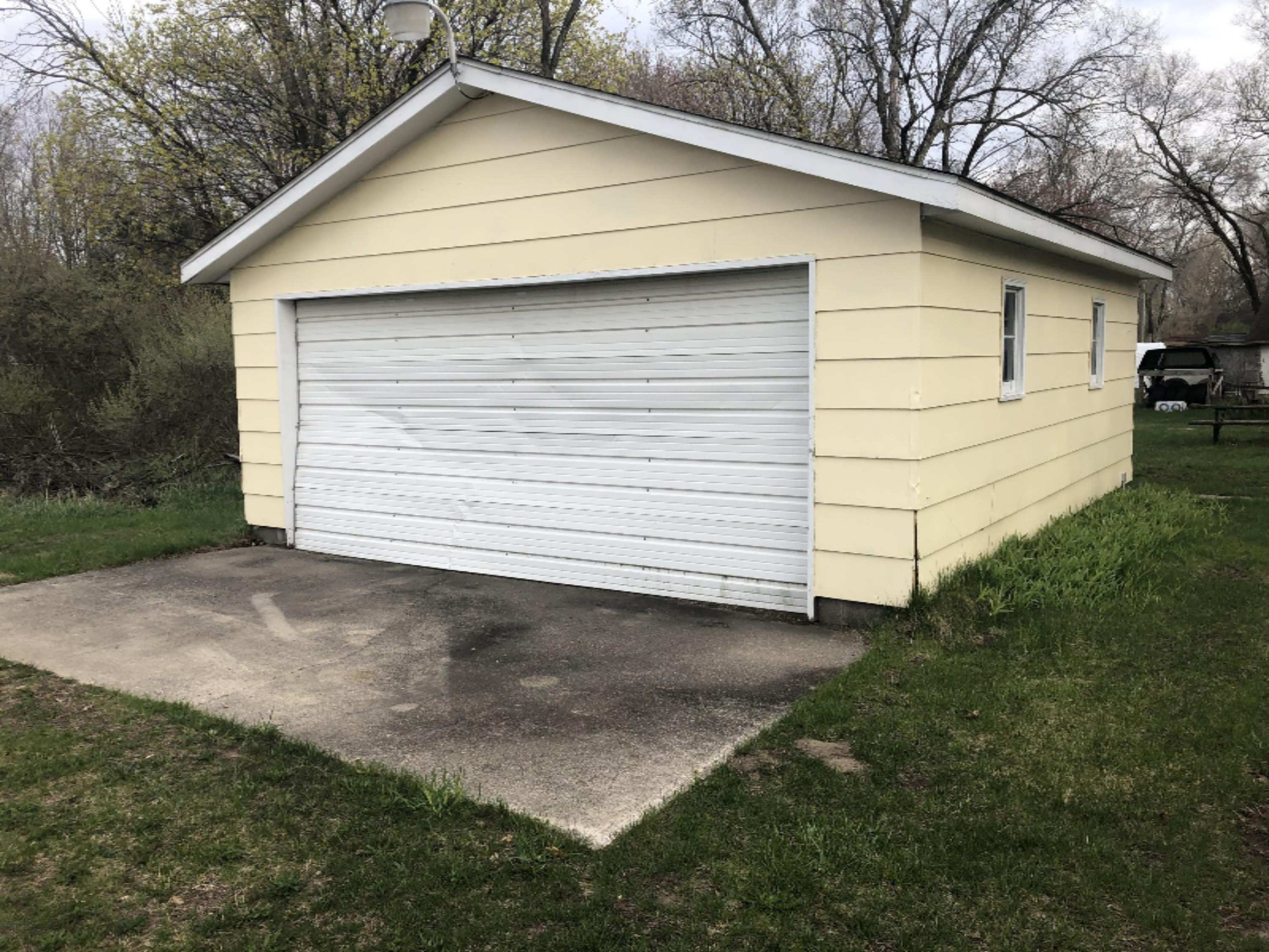 1510 South Walker Road Muskegon, MI 49442 - Photo 4 of 12 4