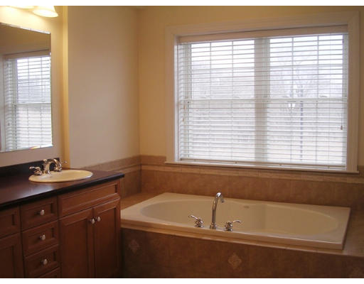 63 Sunset Road Winchester, MA 01890 - Photo 6 of 6 Gallery Image 6