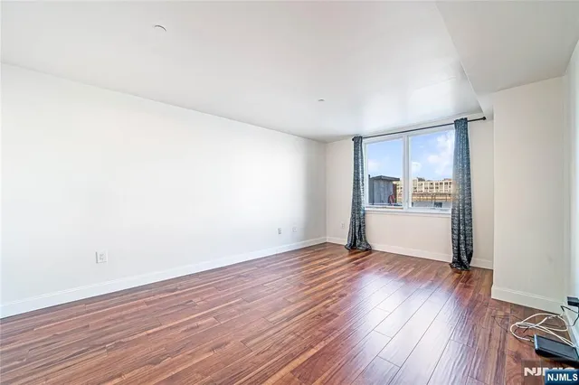 $4,450 | 600 Harbor Boulevard, Unit 673, Weehawken, NJ 07086