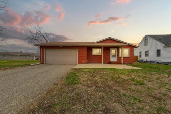 $246,200 | 205 2nd Street Southwest, Medford, MN 55049