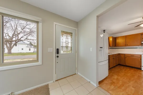 $246,200 | 205 2nd Street Southwest, Medford, MN 55049