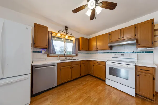 $246,200 | 205 2nd Street Southwest, Medford, MN 55049