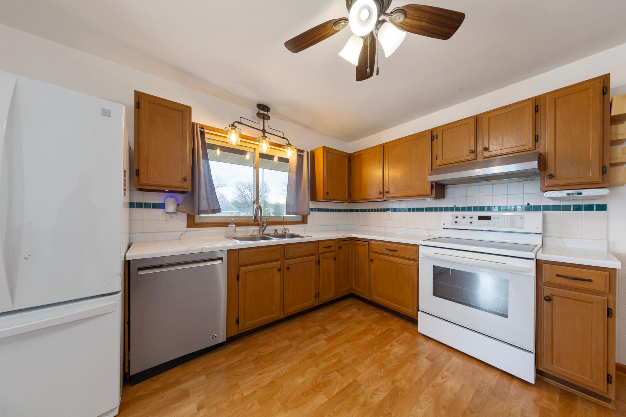 205 2nd Street Southwest Medford, MN 55049 - Photo 17 of 35