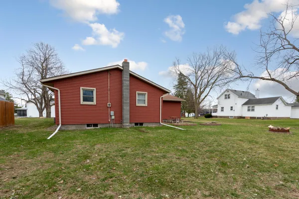 $246,200 | 205 2nd Street Southwest, Medford, MN 55049