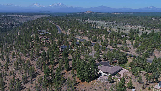 17715 Mountain View Road Sisters, OR 97759 - Photo 34 of 37 17715 Mountain View Rd Sisters-small-028