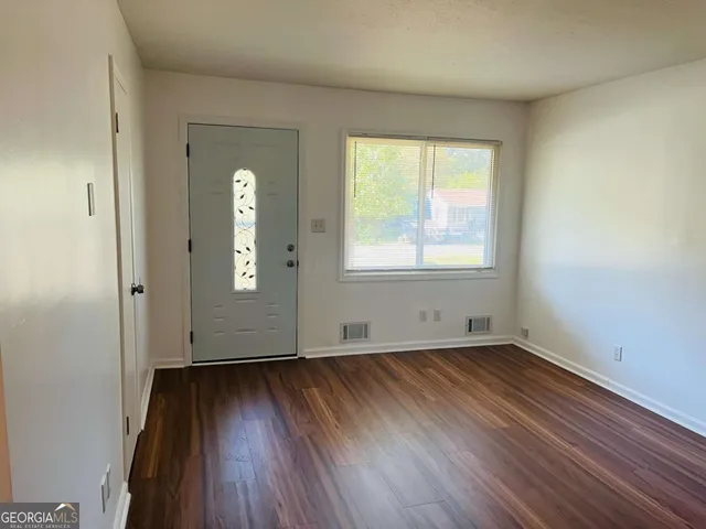 $1,350 | 1076 Center Street Southwest, Unit 1074, Mableton, GA 30126