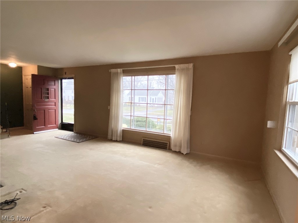 5260 Edenhurst Road Cleveland, OH 44124 - Photo 16 of 16