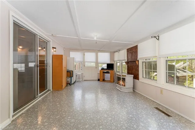 $280,000 | 5013 Friendship Circle Road, East Bend, NC 27018