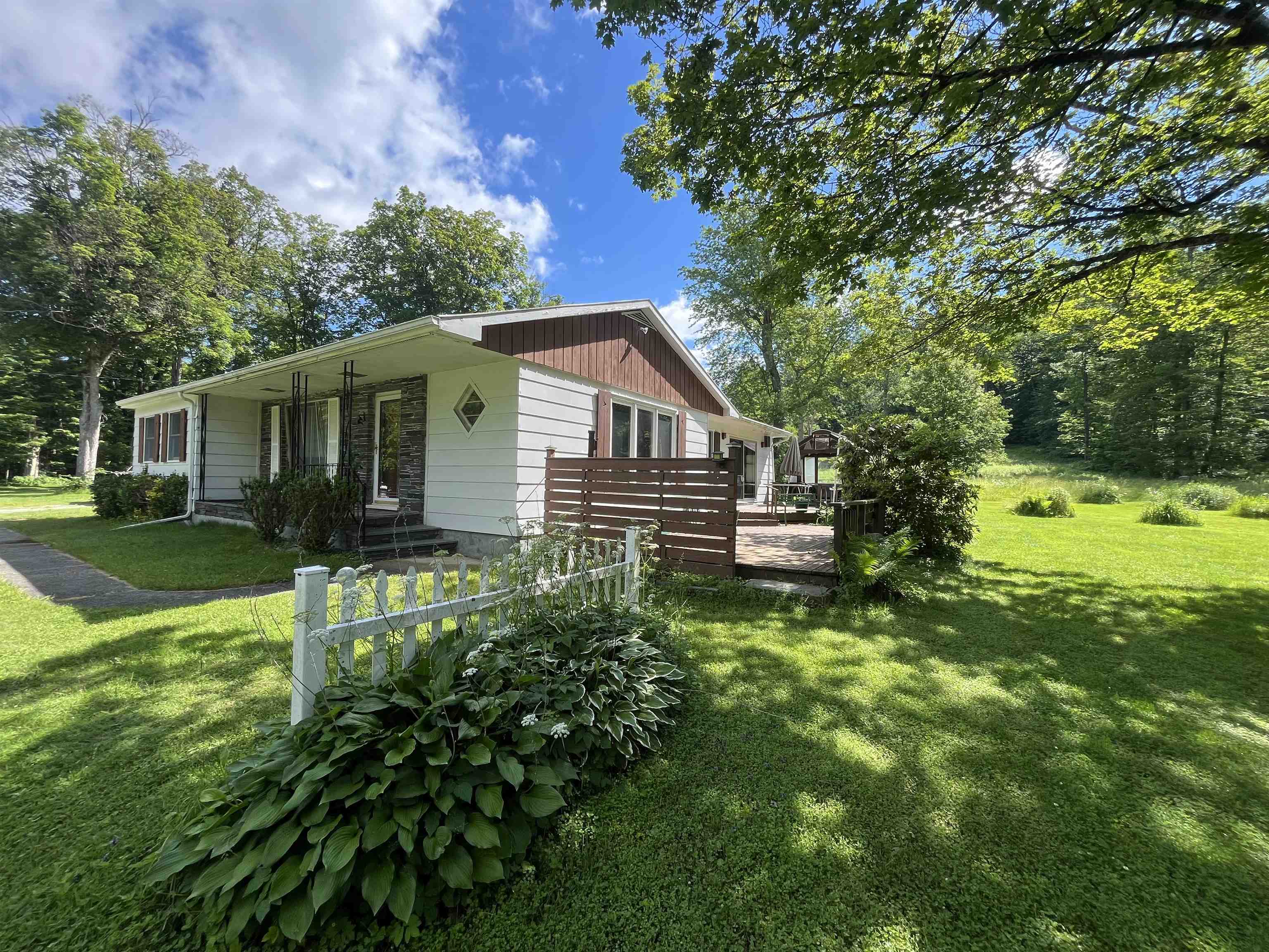 18 Mont Vert Road Middletown Springs, VT 05757 - Photo 10 of 40