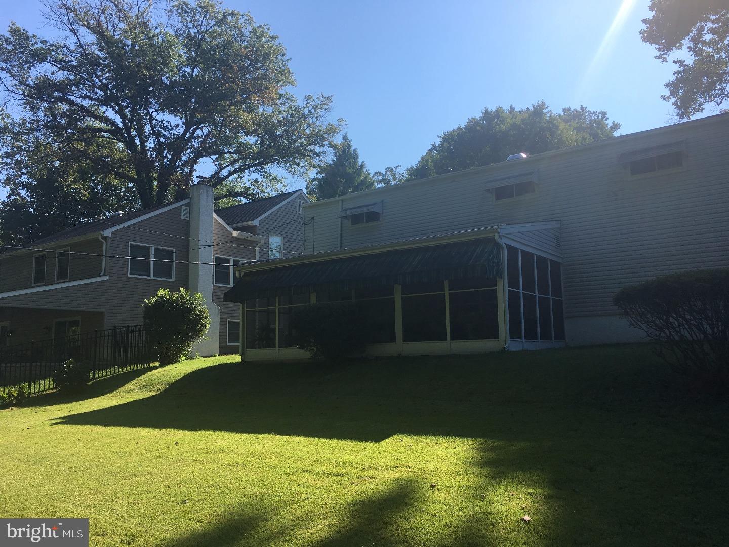 216 Cowbell Road Willow Grove, PA 19090 - Photo 4 of 17 Gallery Image 4