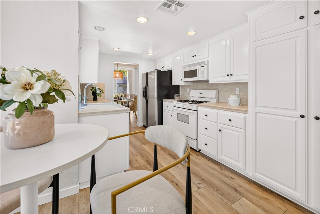 5612 Las Virgenes Road, Unit 37 Calabasas, CA 91302 - Photo 14 of 50