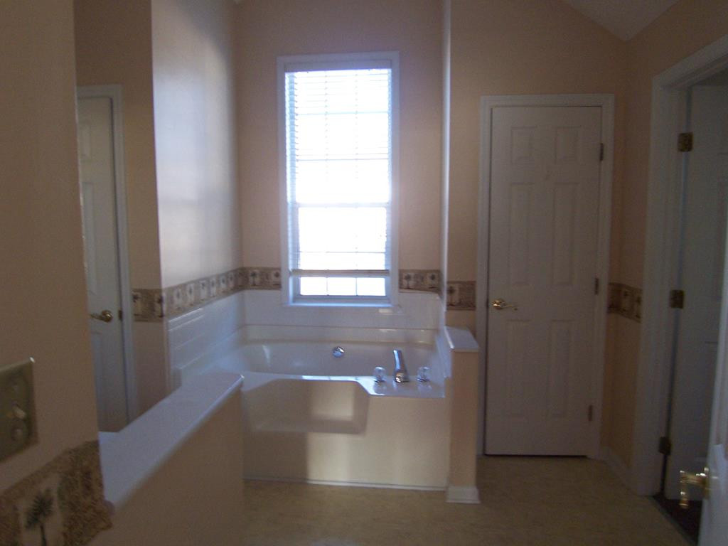605 Blue Ridge Crossing Evans, GA 30809 - Photo 11 of 27 Master Bathroom View