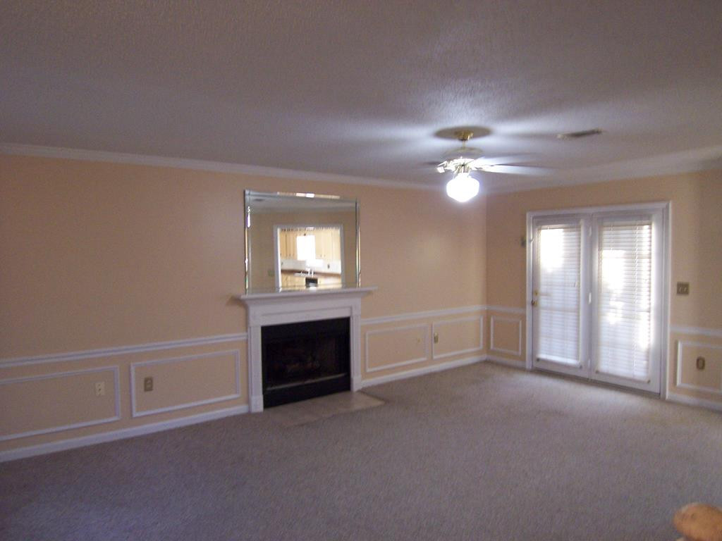 605 Blue Ridge Crossing Evans, GA 30809 - Photo 19 of 27 Great Room View