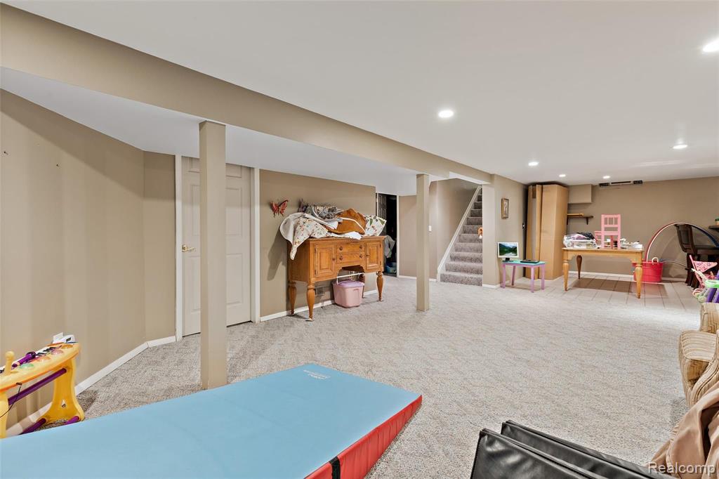 723 Miller Avenue Rochester, MI 48307 - Photo 28 of 30