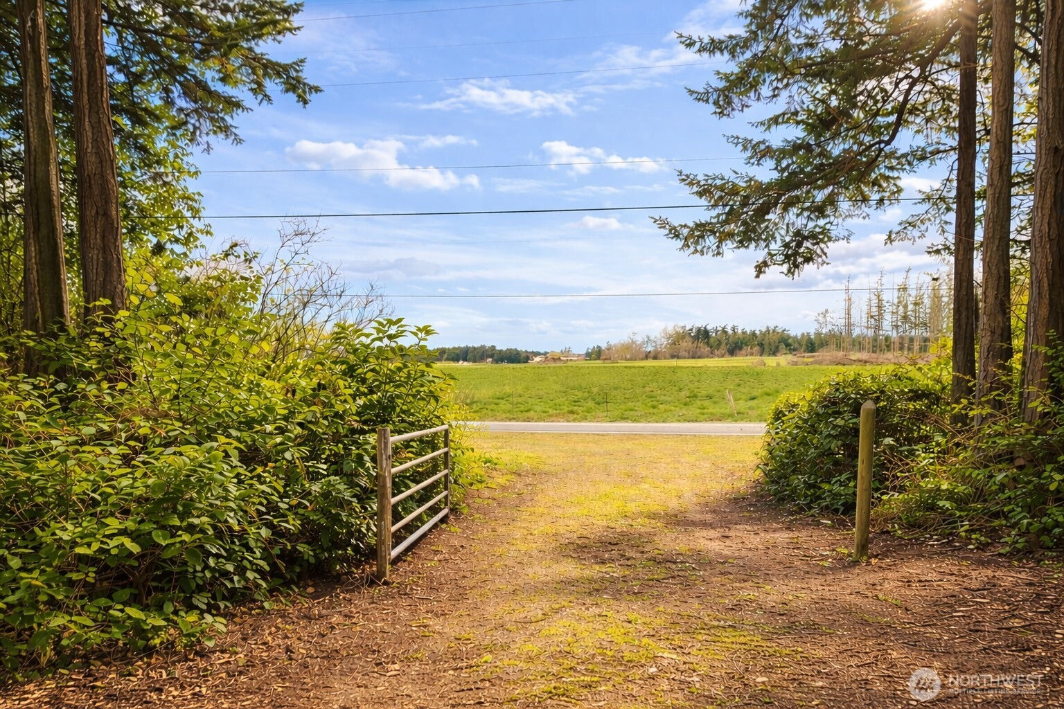 1012 North Scenic Heights Road Oak Harbor, WA 98277 - Photo 6 of 25 a view of an ocean from a beach