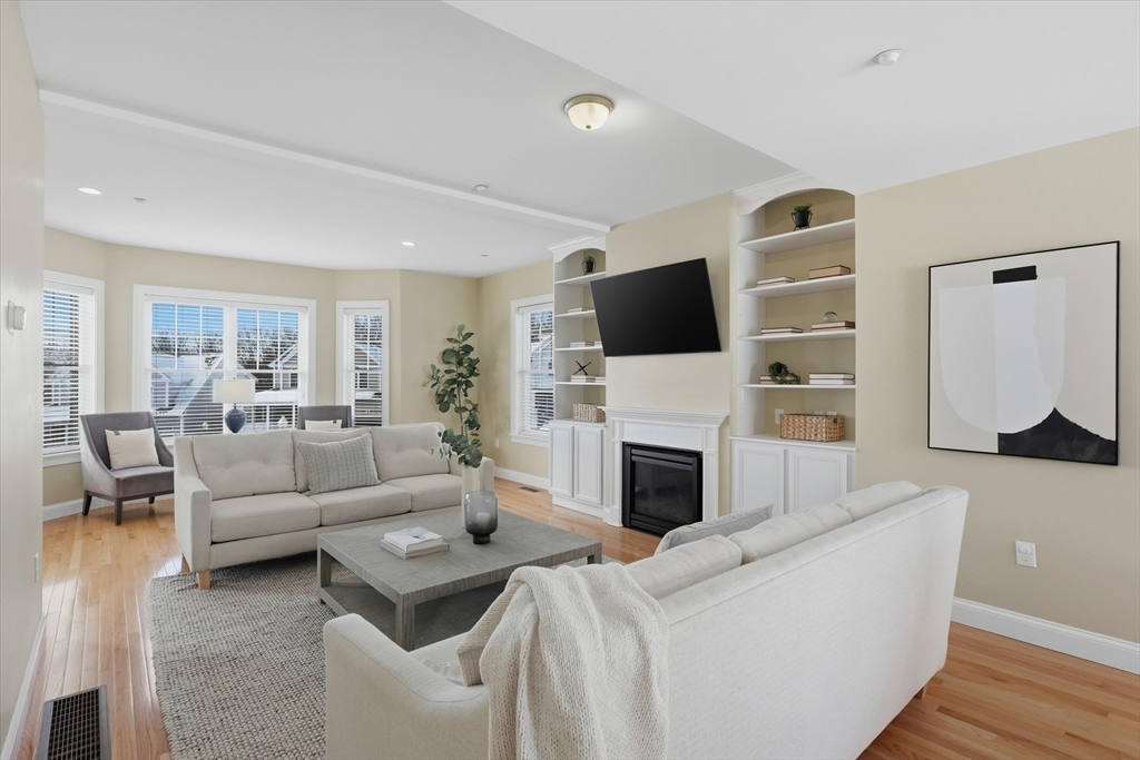 23 Apache Way, Unit 23 Westford, MA 01886 - Photo 2 of 42