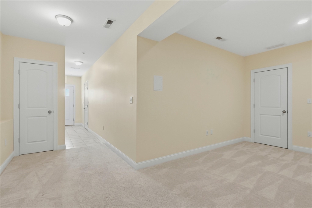 23 Apache Way, Unit 23 Westford, MA 01886 - Photo 32 of 42