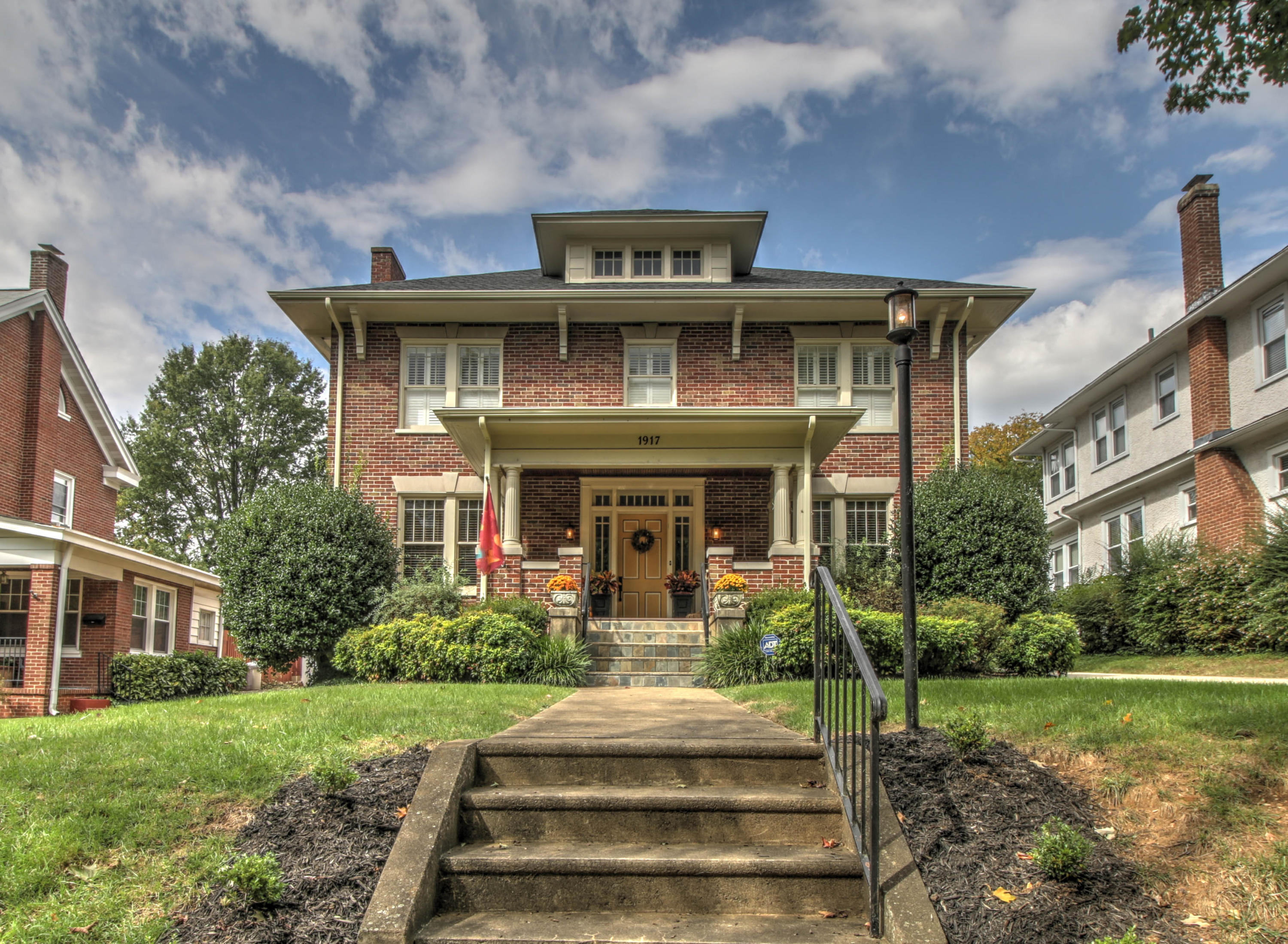 1917 Greenwood Road Southwest Roanoke, VA 24015 - Photo 1 of 45 Front