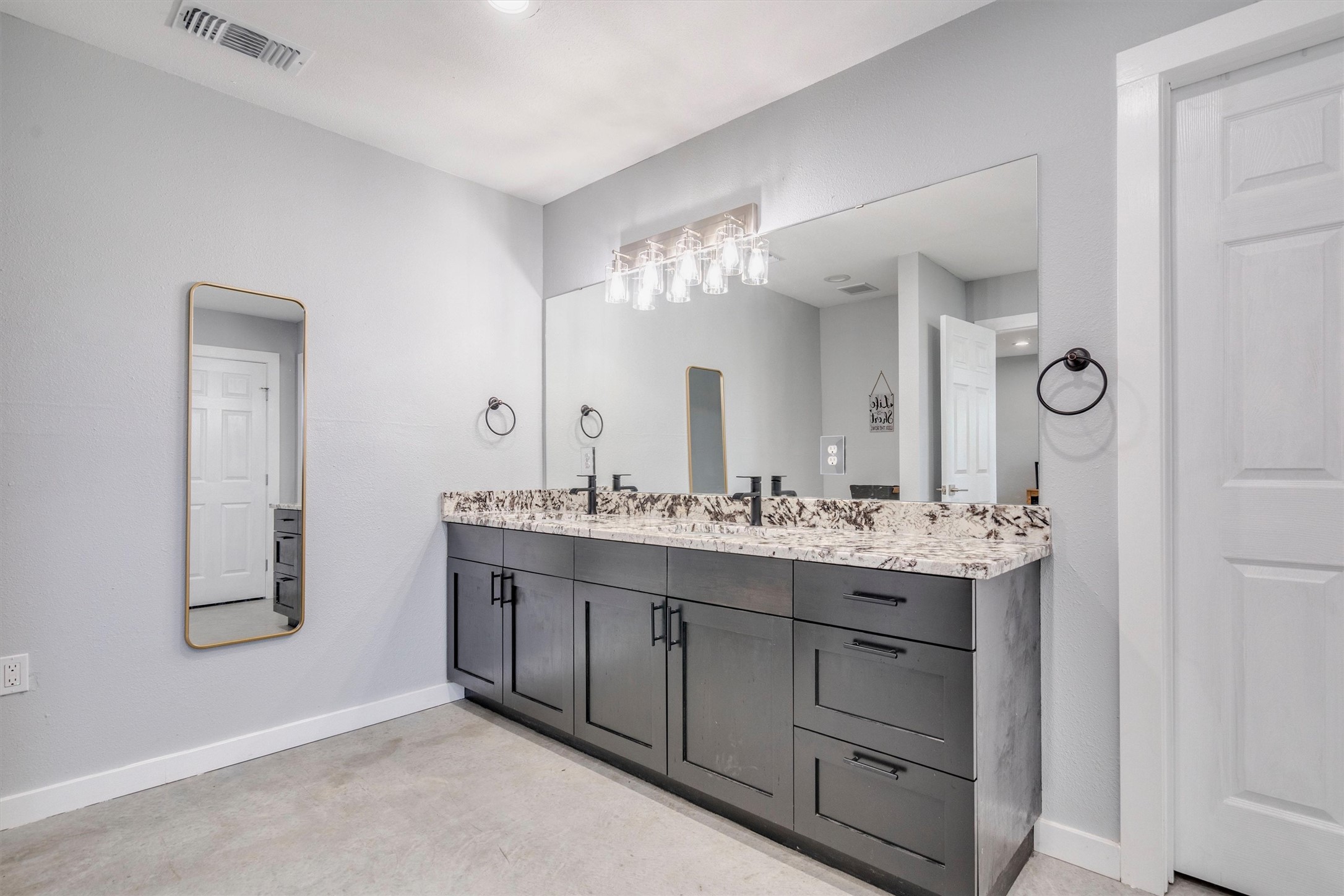 4001 Barth Road Lockhart, TX 78644 - Photo 18 of 28