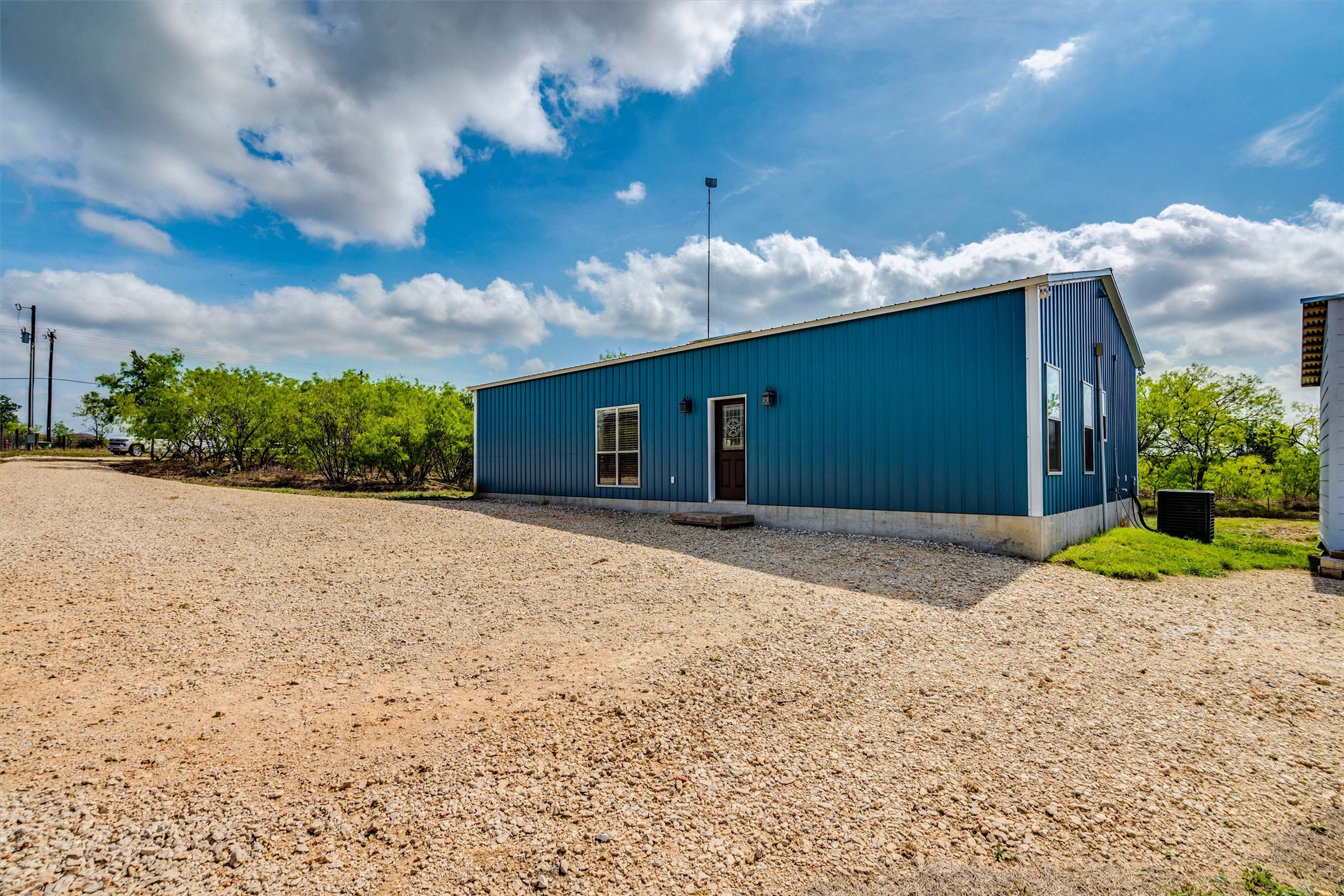 4001 Barth Road Lockhart, TX 78644 - Photo 5 of 28