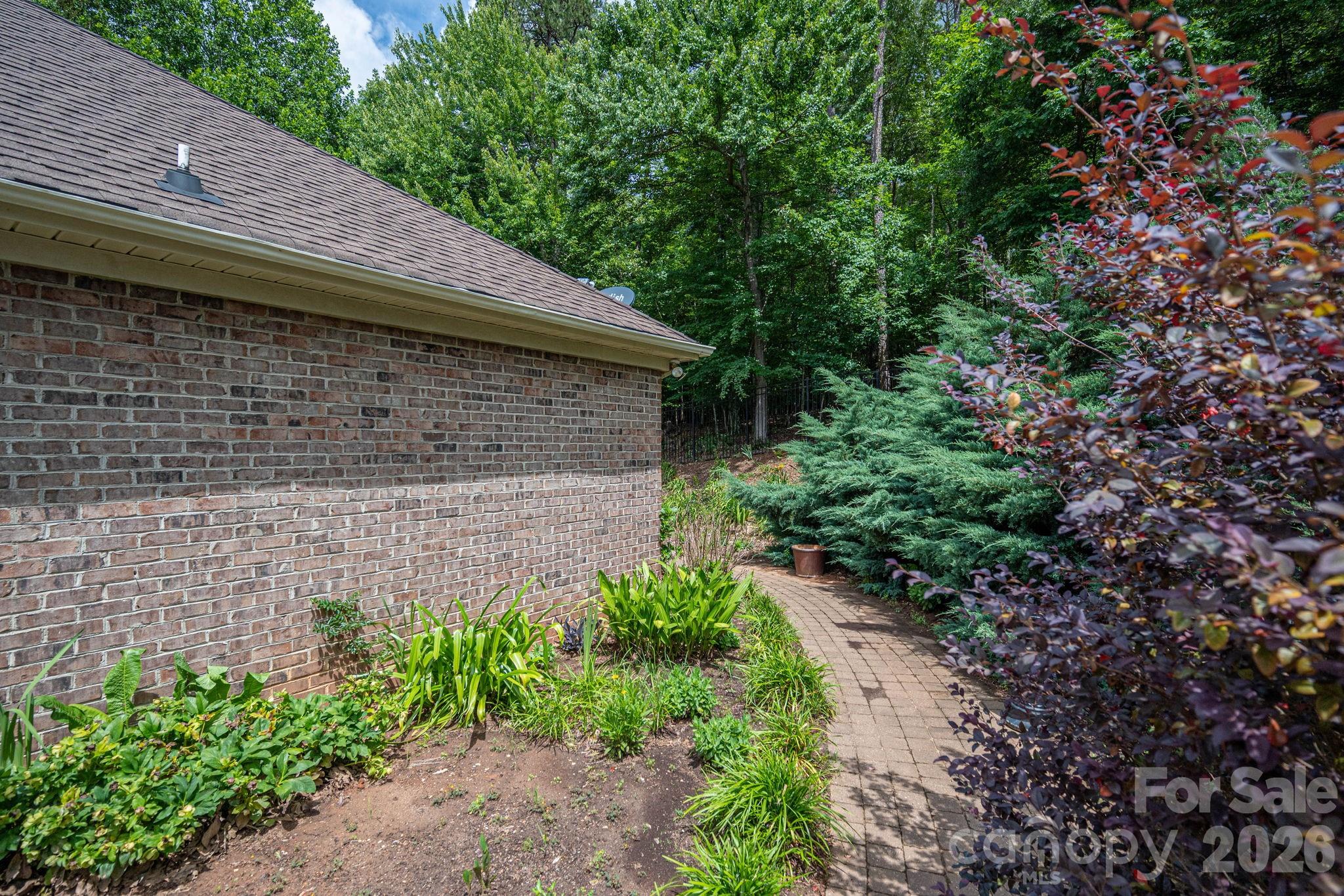116 28th Avenue Northwest Hickory, NC 28601 - Photo 45 of 48