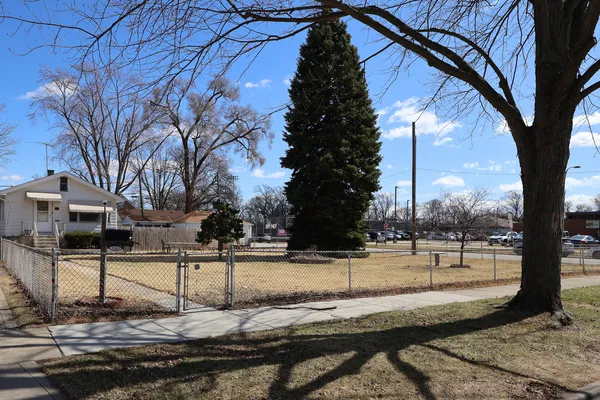 $299,900 | 2405 North Erie Street, River Grove, IL 60171