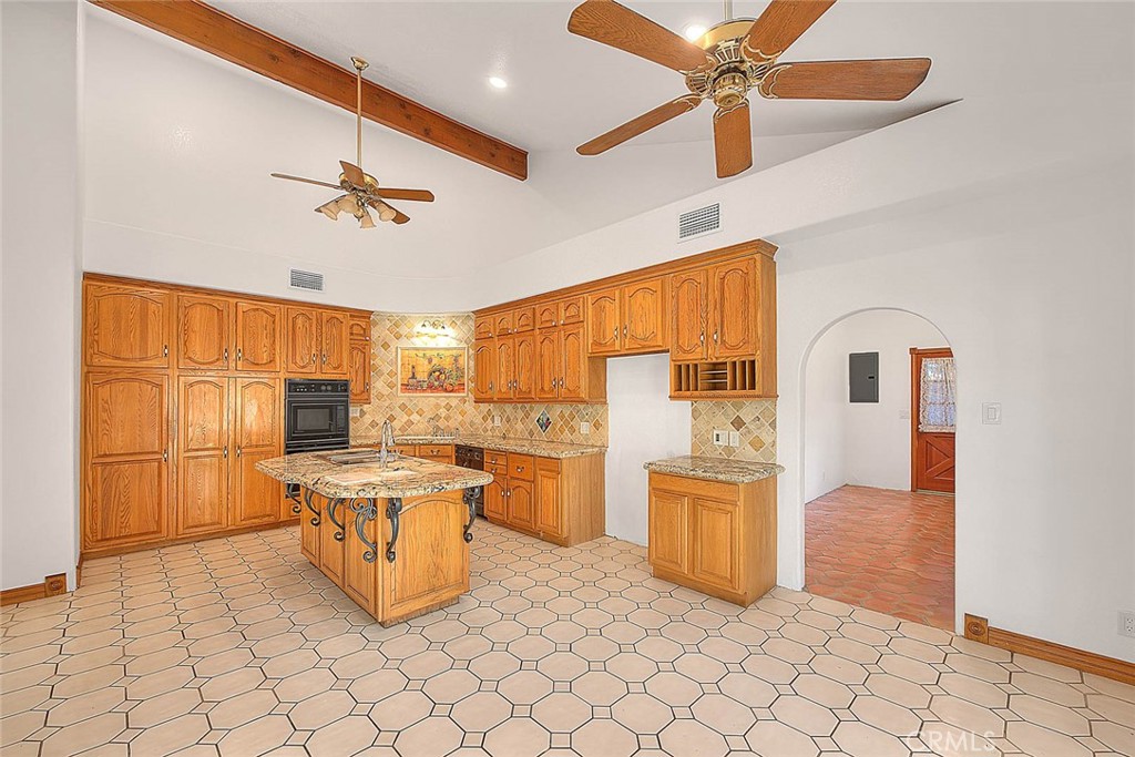 9828 Flying Mane Rancho Cucamonga, CA 91737 - Photo 15 of 75