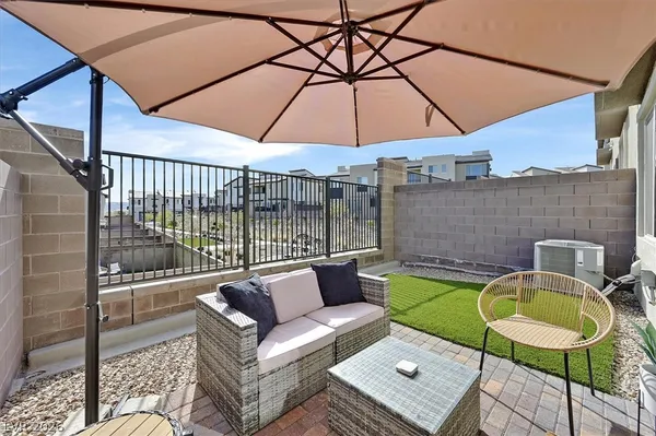 $2,550 | 11905 Vector Ray Avenue, Las Vegas, NV 89138