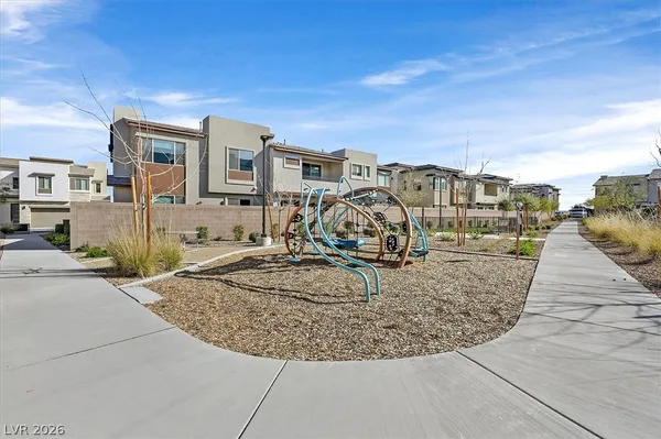 $2,550 | 11905 Vector Ray Avenue, Las Vegas, NV 89138