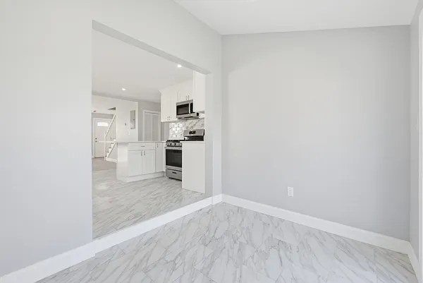 $1,029,000 | 185 Suffolk Avenue, Revere, MA 02151