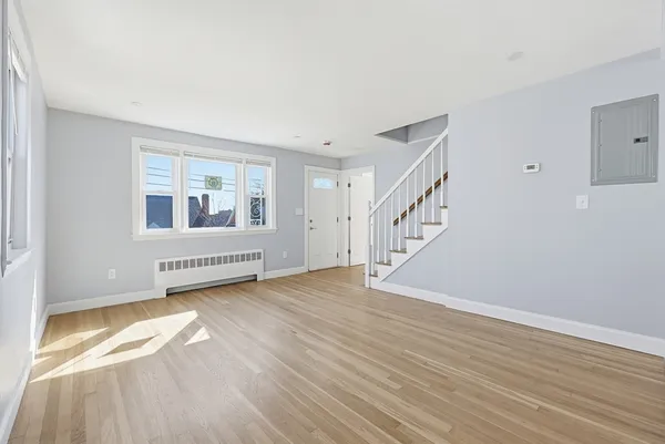 $1,029,000 | 185 Suffolk Avenue, Revere, MA 02151