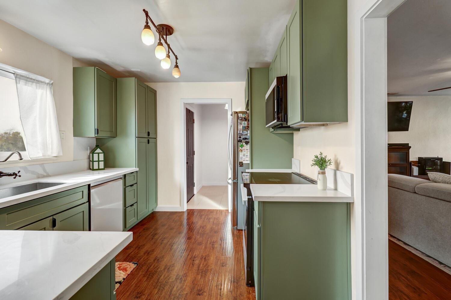 700 Elefa Street Roseville, CA 95678 - Photo 22 of 55