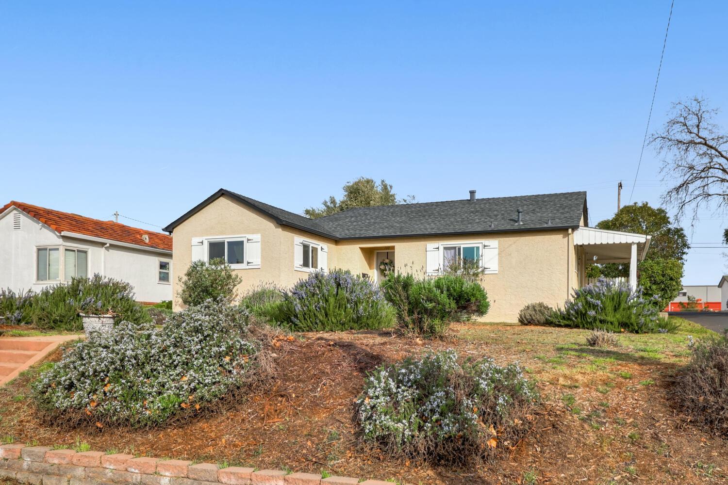 700 Elefa Street Roseville, CA 95678 - Photo 6 of 55