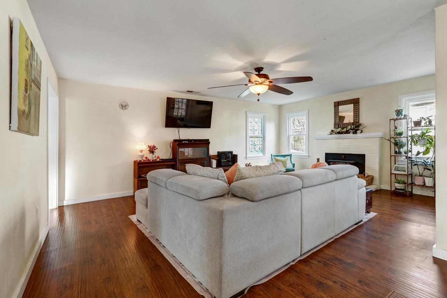 700 Elefa Street Roseville, CA 95678 - Photo 9 of 55