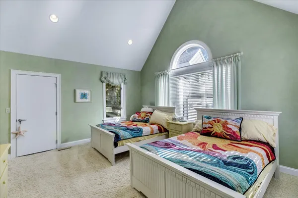 $2,750,000 | 100 Paddock Circle, Mashpee, MA 02649