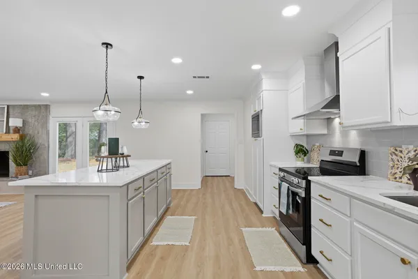 $325,000 | 5515 Old Canton Road, Jackson, MS 39211