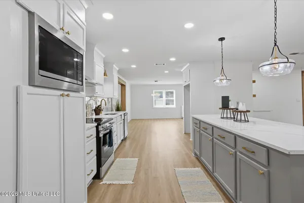 $325,000 | 5515 Old Canton Road, Jackson, MS 39211