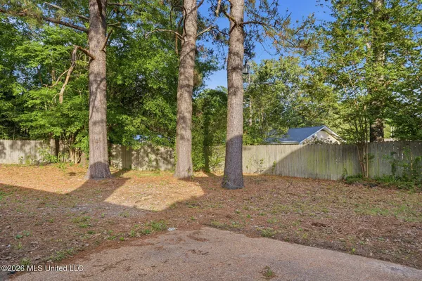 $325,000 | 5515 Old Canton Road, Jackson, MS 39211