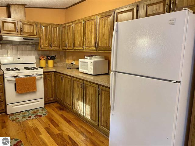 3570 Seaman Road Wellston, MI 49689 - Photo 6 of 47 6